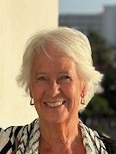 Jacqui Lowe